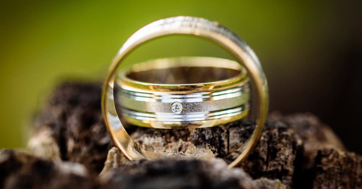 Caring for Your Vintage Wedding Ring in Brisbane