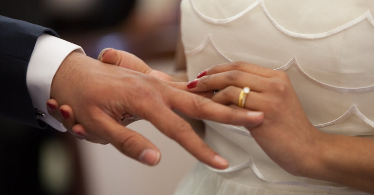 Eco-Friendly Wedding Ring Trends for the Conscious Couple