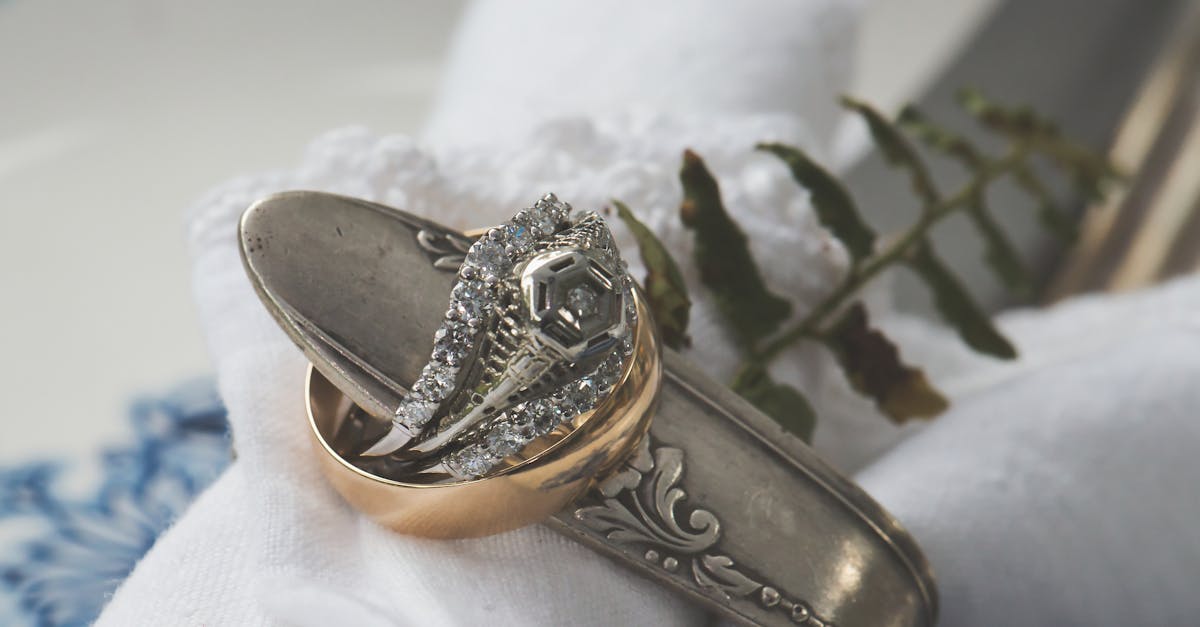 The Benefits of Choosing Sustainable Metals for Wedding Rings